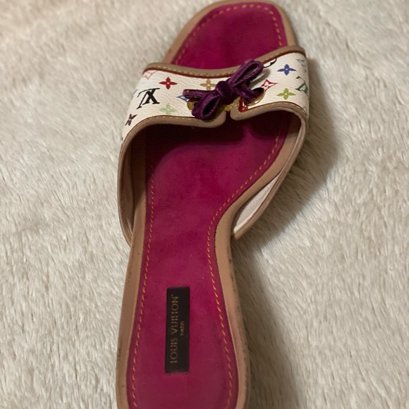 Used LV female slippers in great condition - Picture 6 of 7